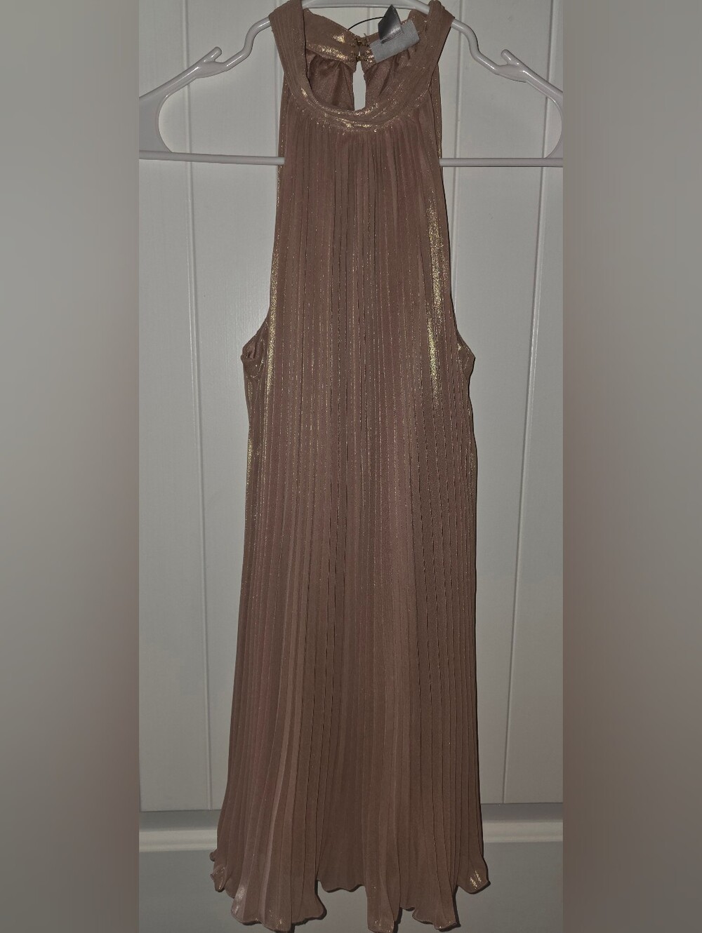 Worthington Shimmer Halter Top NWT Medium